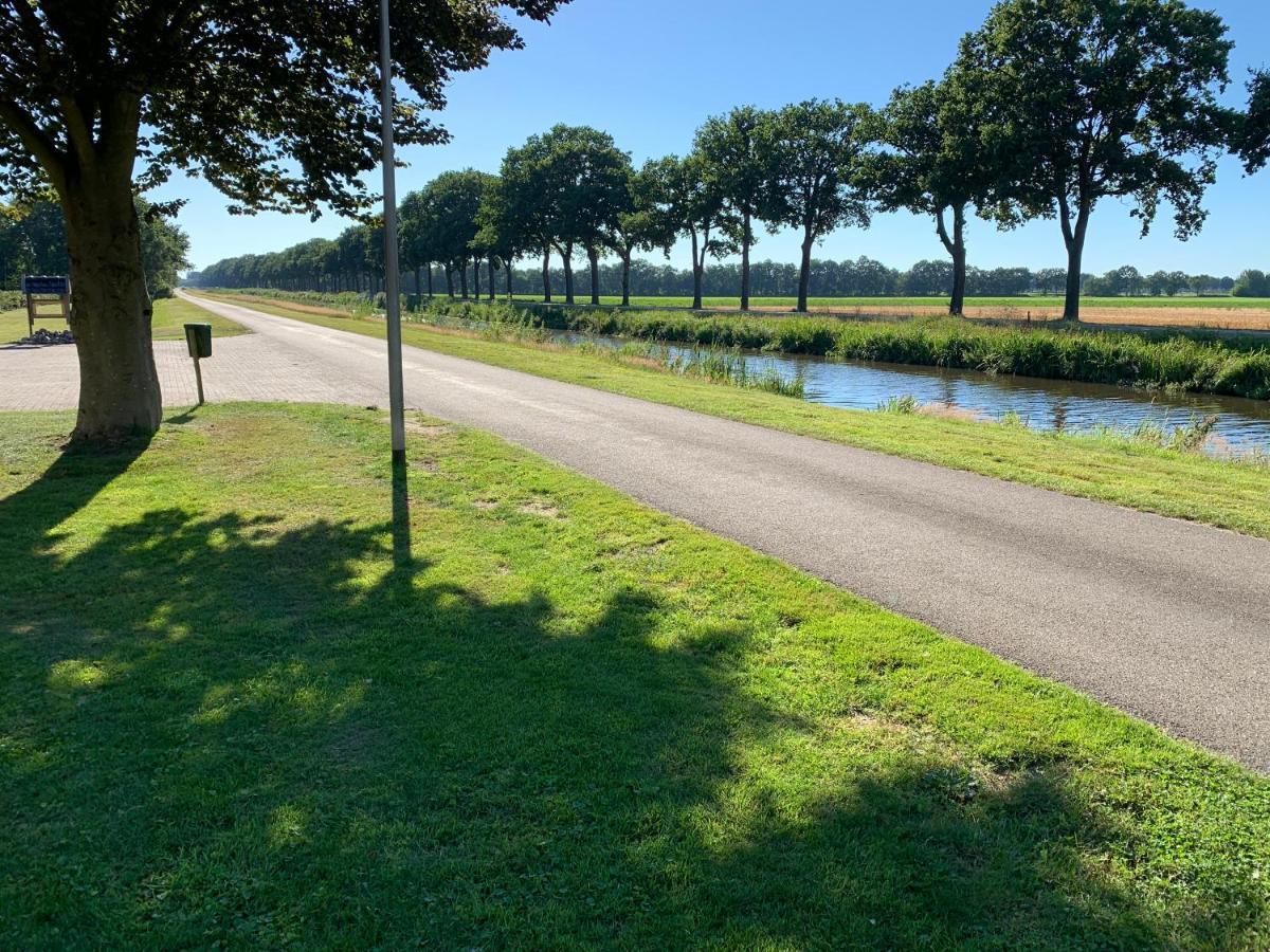 Vakantiehuis De Turfvaart Wachtum Luaran gambar